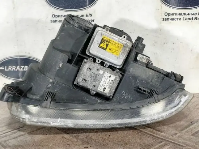 Фара правая Range Rover 3 L322 2005-2009 ксенон
