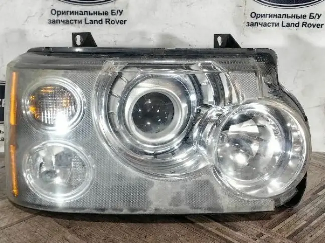 Фара правая Range Rover 3 L322 2005-2009 ксенон