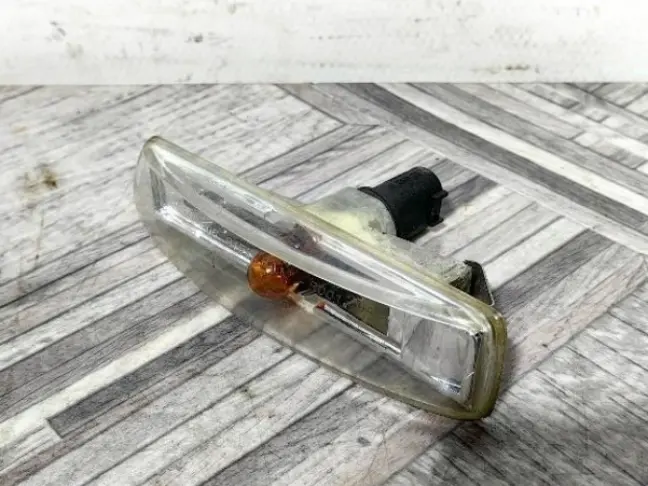 Указатель поворота Land Rover DISCOVERY 3/4 L319