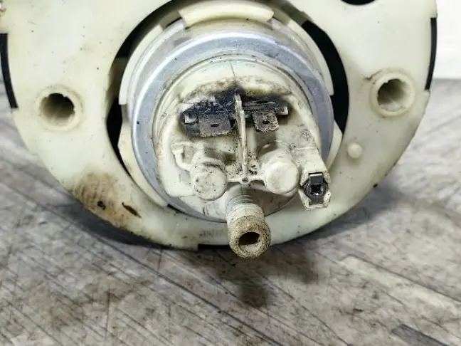 Насос топливный в бак Range Rover Sport L320 4.2