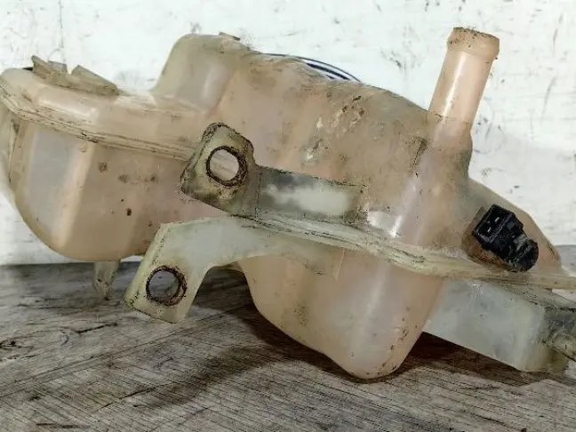 Бачок расширительный Range Rover Sport L320