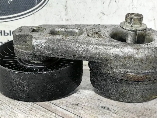 Натяжитель ремня Land Rover Range Rover Sport L320