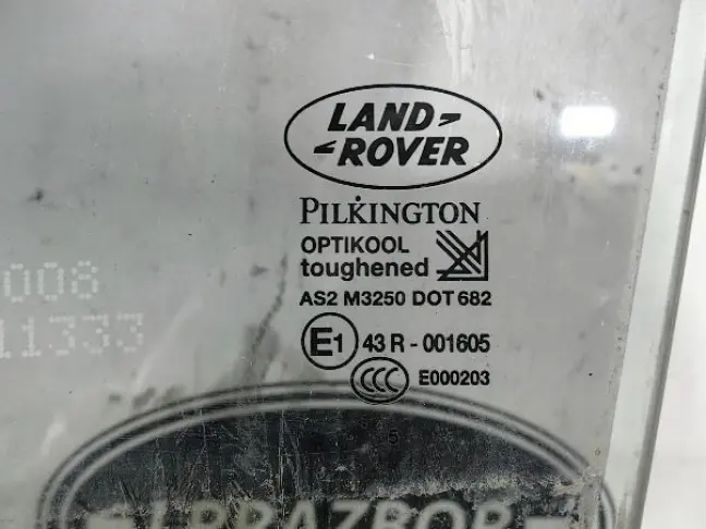 Стекло двери передней левой Range Rover Sport L320