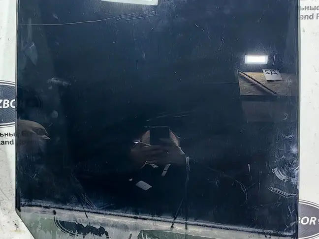 Стекло двери задней правой Range Rover Sport L320