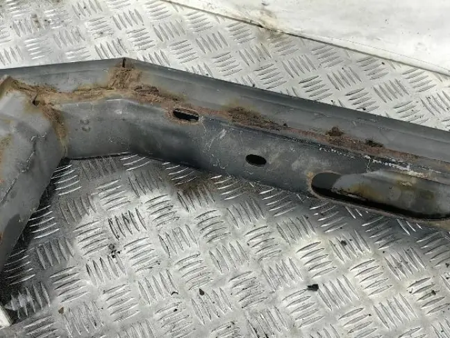 Усилитель передний Land Rover Freelander 2 2.2