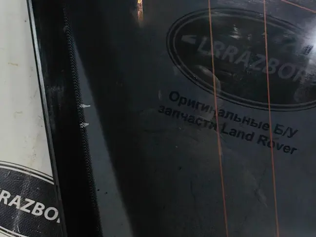 Стекло багажника левое Land Rover Freelander 2