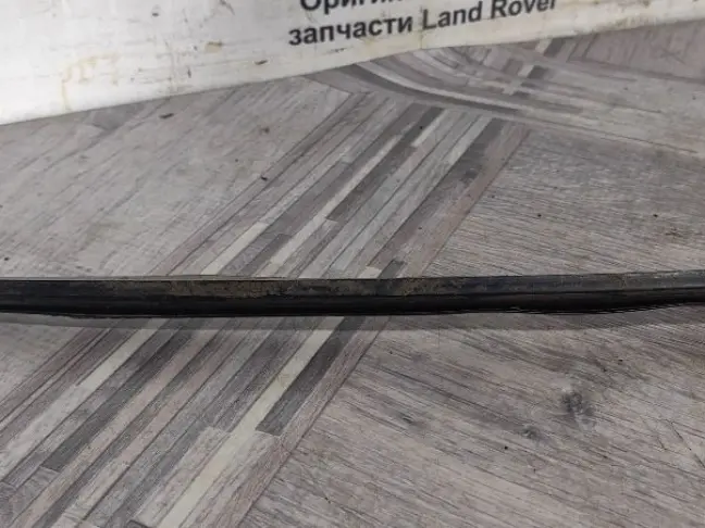Молдинг лобового стекла Land Rover Freelander 2