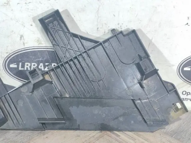 Площадка фары правая Land Rover Freelander 2 2.2