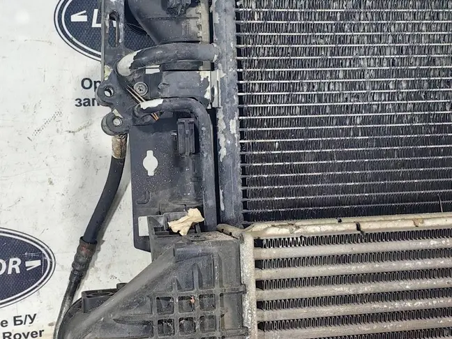 Кассета радиаторов Land Rover Freelander 2 2.2