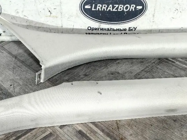 Обшивки стоек перед Land Rover Freelander 2 L359