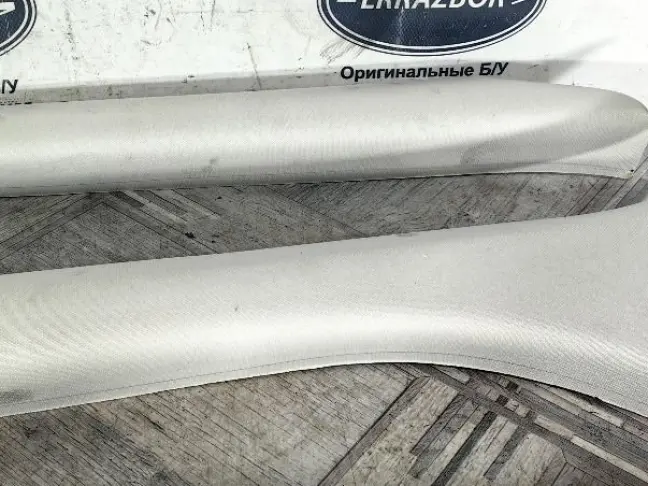 Обшивки стоек перед Land Rover Freelander 2 L359