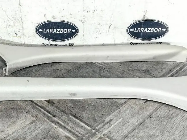 Обшивки стоек перед Land Rover Freelander 2 L359