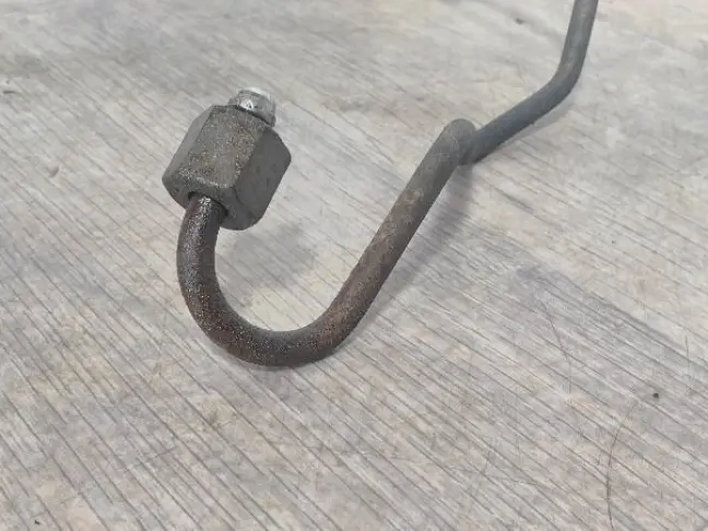 Трубка топливная Land Rover Freelander 2 2.2