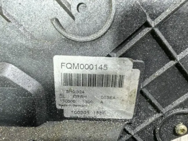 Замок двери задней правой Range Rover Sport L320