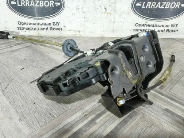 Замок двери задней правой Range Rover Sport L320