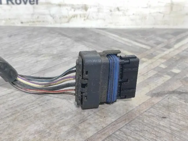 Разьем на насос Range Rover Sport L320 2009-2013