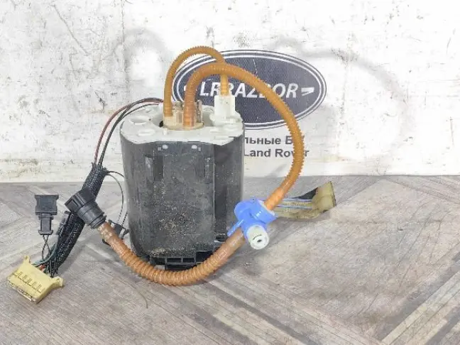 Насос топливный Range Rover Sport L320 2009-2013