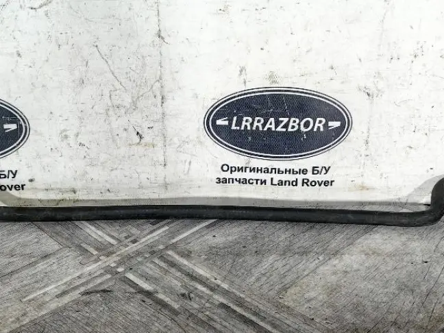 Патрубок системы охлаждения DISCOVERY 3 L319 2.7