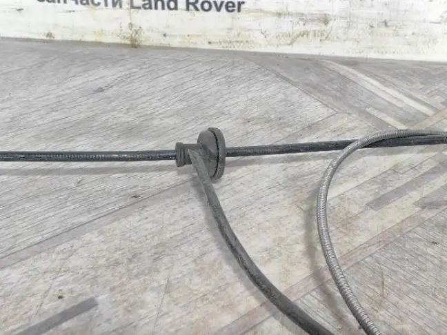 Трос капота Land Rover Sport L320 09-13