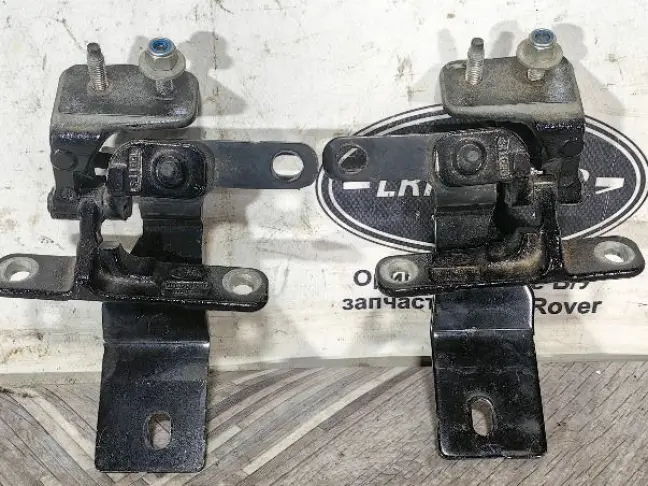 Петли крышки багажника Range Rover Sport L320
