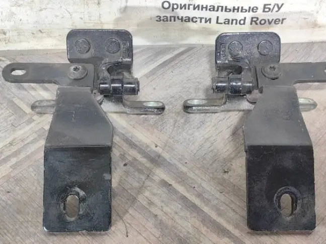 Петли крышки багажника Range Rover Sport L320