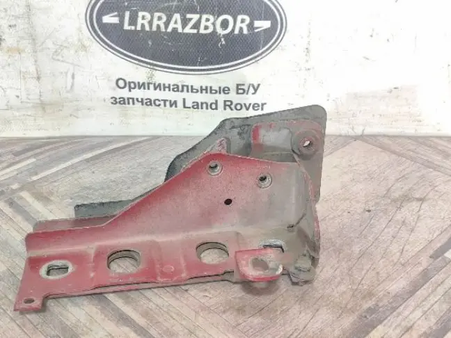 Кронштейн панели левый DISCOVERY 3/4 L319