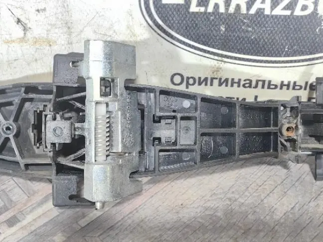 Ручка двери задняя левая Range Rover Sport L320