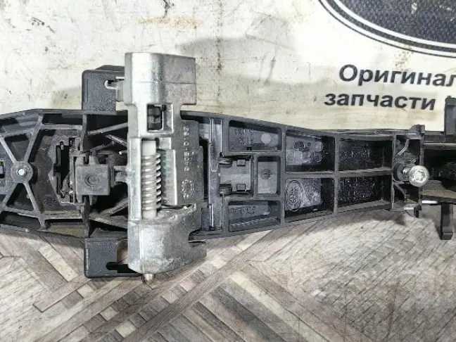 Ручка двери задняя левая Range Rover Sport L320