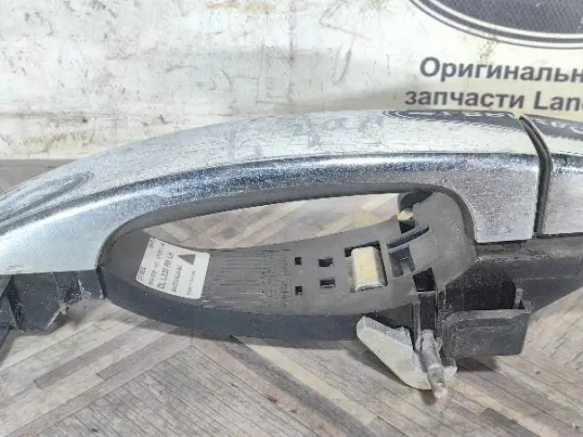 Ручка двери задняя левая Range Rover Sport L320