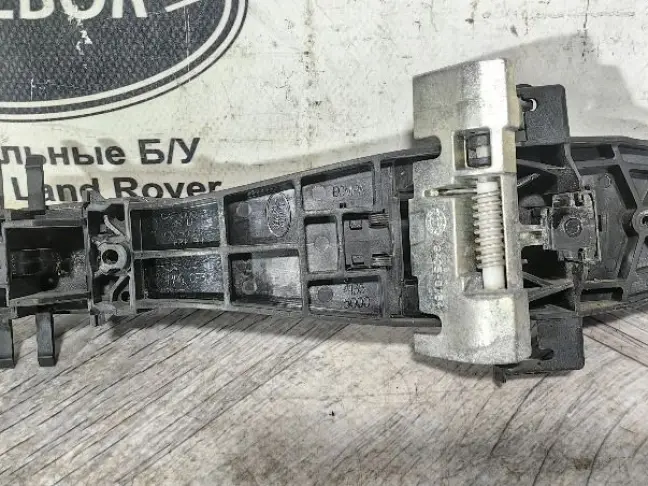 Ручка двери задняя правая Range Rover Sport L320