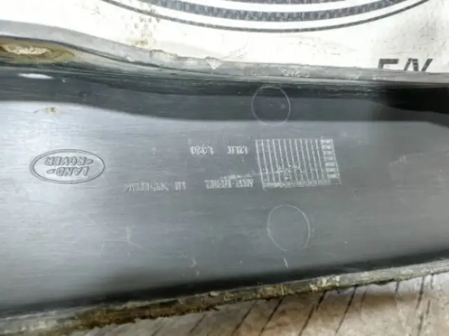 Ресничка левая Range Rover Sport L320 2009-2013