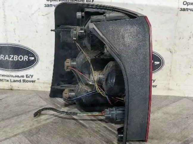 Фонарь задний правый Range Rover Sport L320