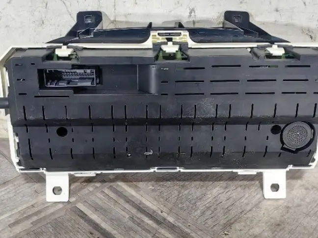 Щиток приборов Land Rover Sport L320 2009-2013