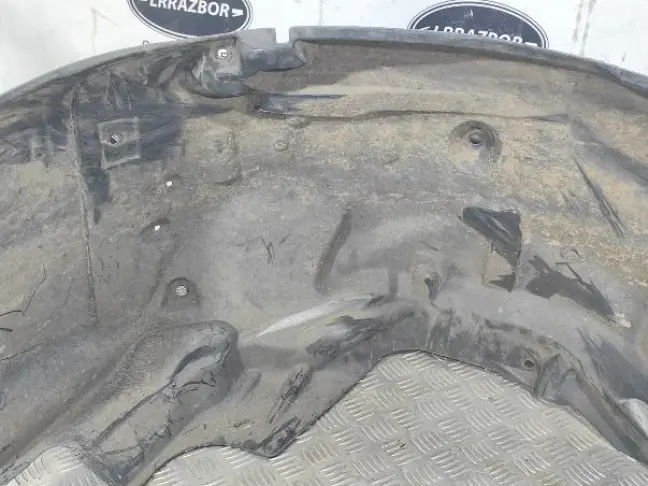 Подкрылок передний левый Range Rover Sport L320