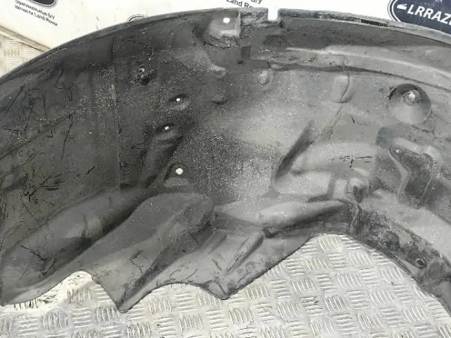 Подкрылок передний левый Range Rover Sport L320