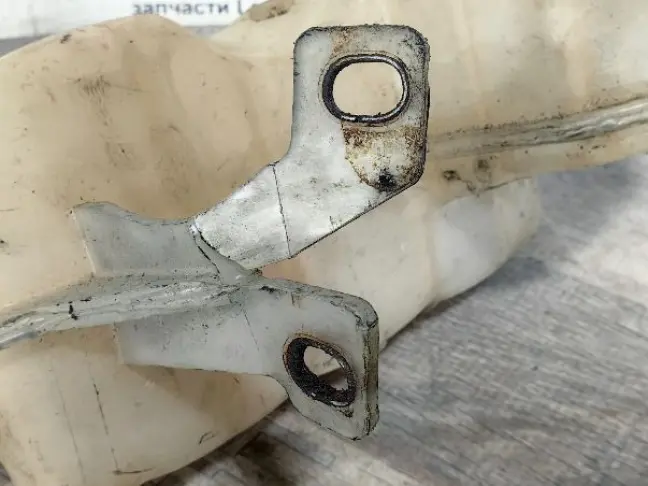 Бачок расширительный Range Rover Sport L320