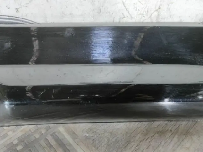 Молдинг двери задний левый  Range Rover Sport 320