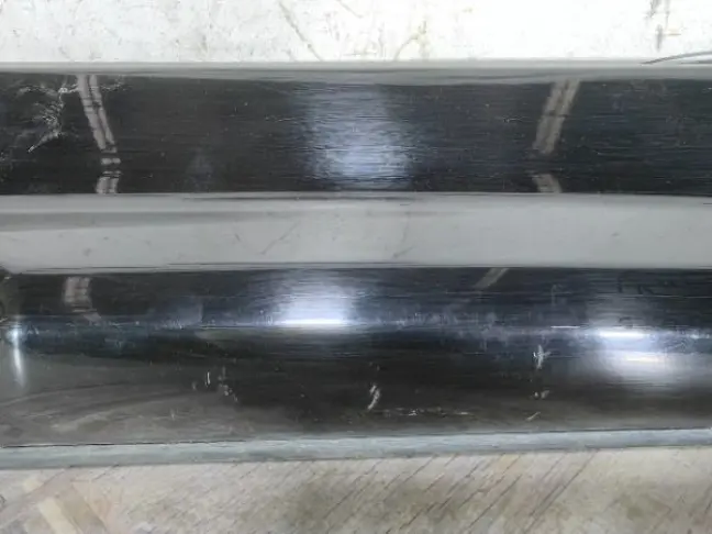 Молдинг двери задний левый  Range Rover Sport 320