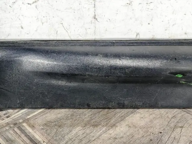 Молдинг двери задний левый  Range Rover Sport 320