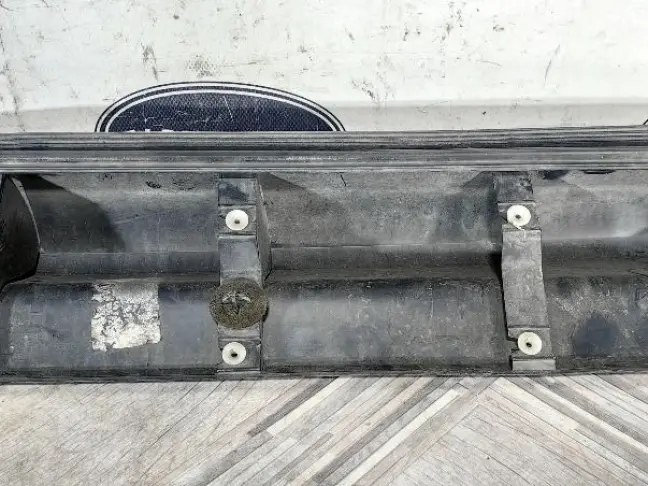 Молдинг передний левый  Range Rover Sport L320