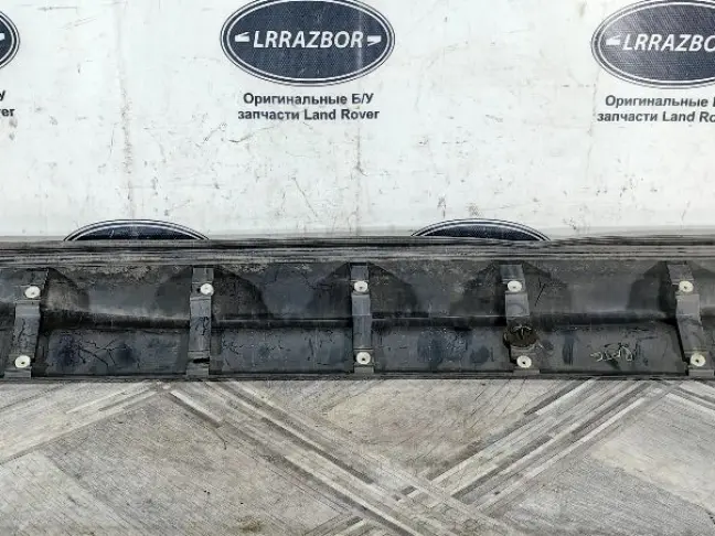 Молдинг передний левый  Range Rover Sport L320