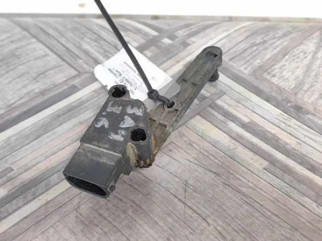 Датчик положения кузова задний RRS L320 рест