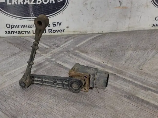 Датчик положения кузова задний RRS L320 рест