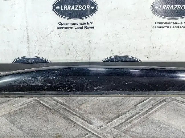 Молдинг передний левый  Range Rover Sport L320