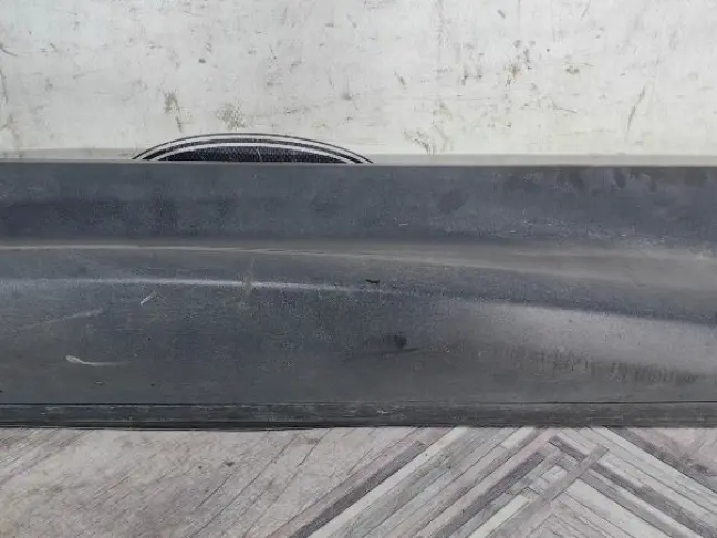 Молдинг передний правый  Range Rover Sport L320