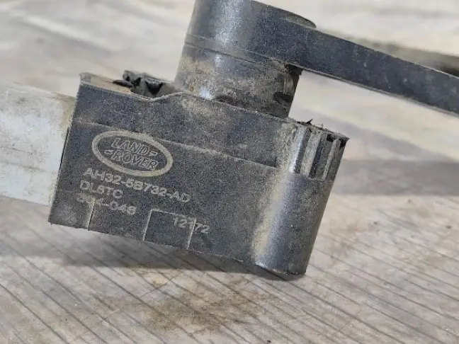 Датчик положения кузова задний RRS L320 рест