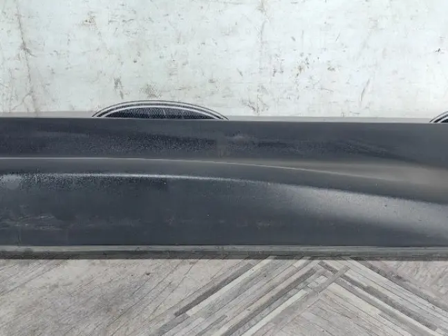 Молдинг передний правый  Range Rover Sport L320