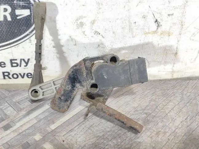 Датчик положения кузова передний RRS L320 рест