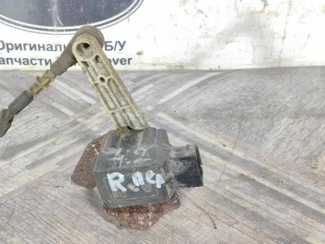 Датчик положения кузова передний RRS L320 дорест