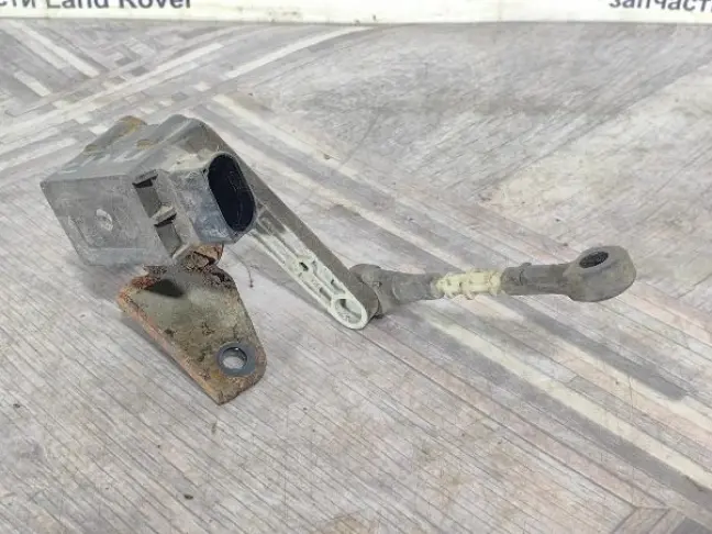 Датчик положения кузова передний RRS L320 дорест